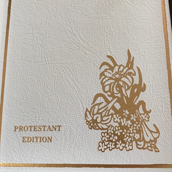 The Holy Bible King James 1976 Hardcover Protestant Edition in Wooden Box - Picture 16 of 16